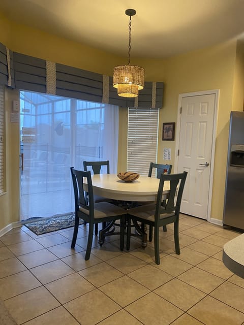 Enjoy a quick meal in the breakfast nookbefore everyone wakes up!