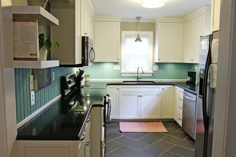 Fully stocked kitchen! Just add food 