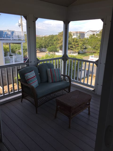 Front screened in porch