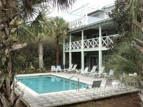 Sunday to Sunday! Large Private Pool! Gulf view! South of 30A! Privacy & Space!