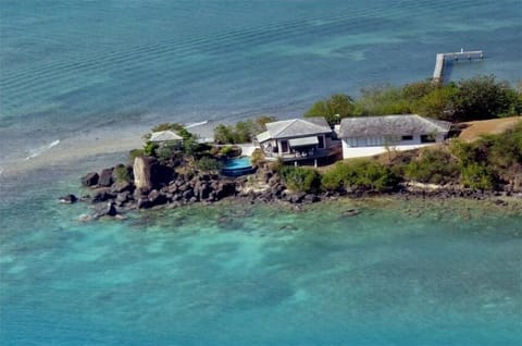 Unique Peninsula with privacy galore!