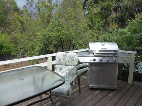 Great BBQ and seating