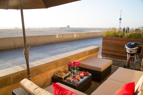 Enjoy your oceanfront  patio