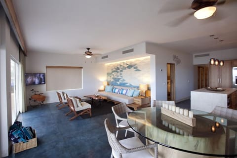 Brand new renovated condo.