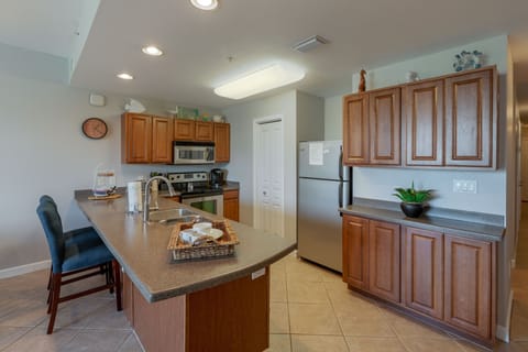 Ample storage space in kitchen