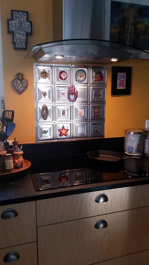 The induction stovetop is easy and fun to cook on.