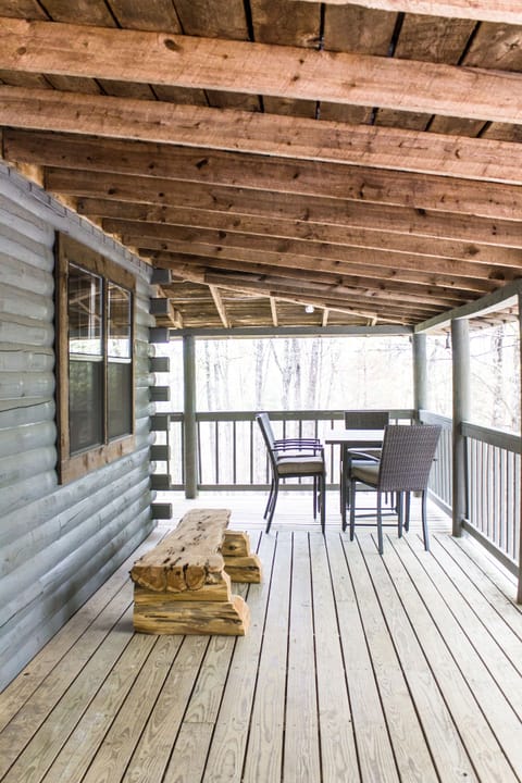 3/4 wrap around porch