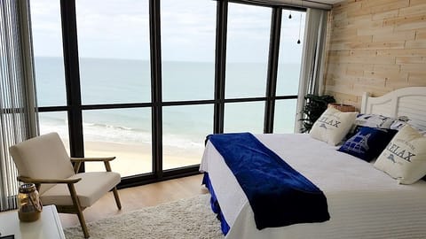 Master Bedroom with access to balcony