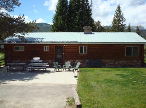 There's also an upper parking area by the patio and kitchen for easy off loading