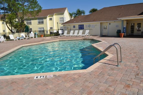 Laguna Pool, hot tub behind clubhouse