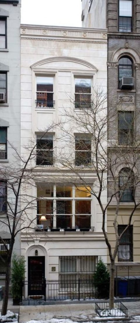 3000sf  triplex unit  Enlarged windows in renovated facade provide maxim light 