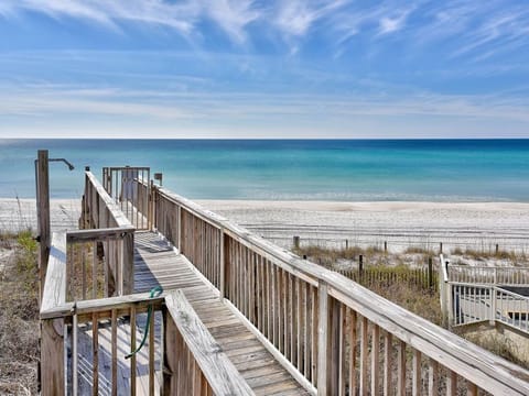 private access ramp to beach