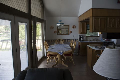 Dining area off kitchen