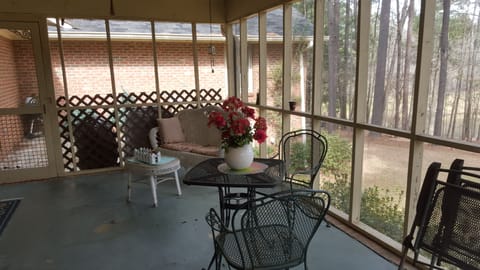 Screened in porch