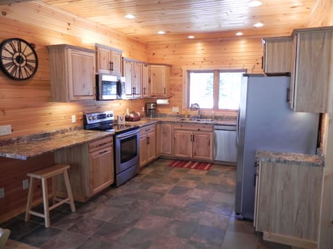 Main Level - Kitchen