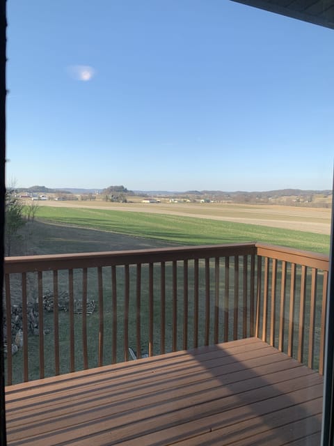 Late morning moon over the horizon from the king room balcony.
