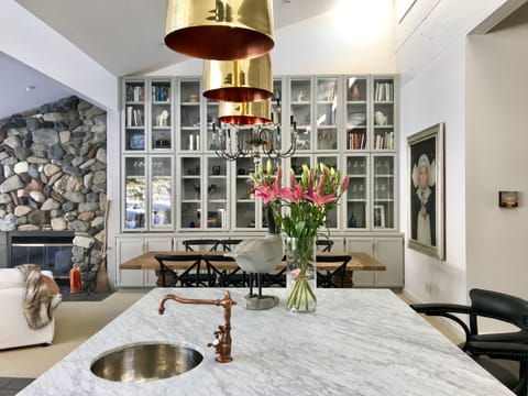 Kitchen island