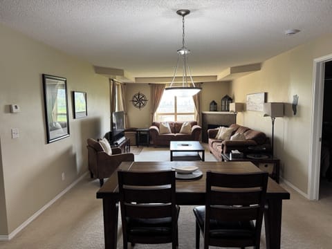 Dining Room/Living Room