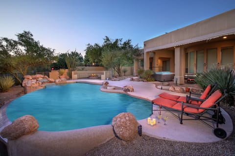 Back yard with negative edge swimming pool