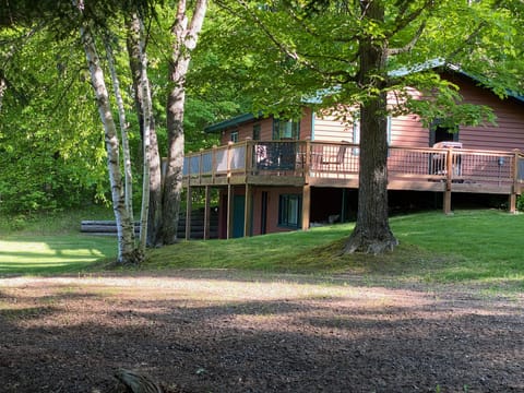 Welcome to the Lazy Moose!