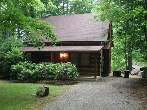 Front view of your cabin as you arrive at your creekside vacation. Welcome!