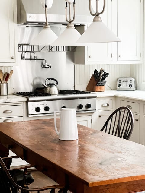 Kitchen with full amenities