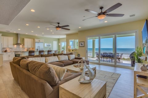 Amazing open plan living area