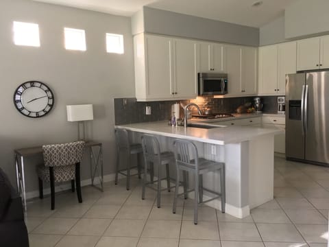 Kitchen/Breakfast nook