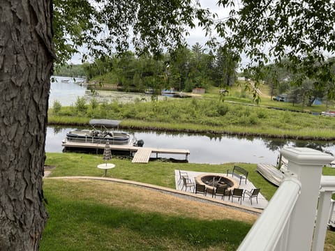 Large firepit with chairs, firewood, pie cookers, marshmallow forks supplied. 
