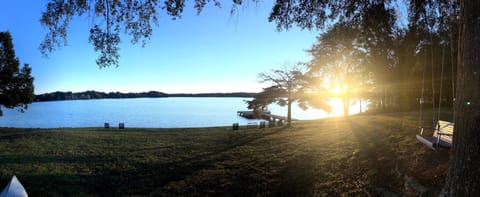 Stunning lakefront - seems like your own private lake!