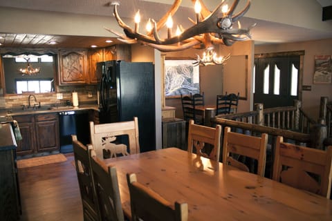 Dining Area, Elk antler chandeliers
