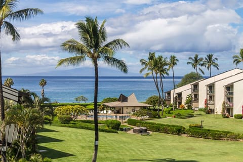 Ocean view from the lanai