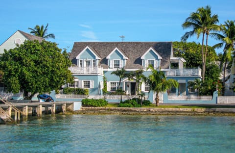 Welcome to the Blue Dolphin on Bay Street!