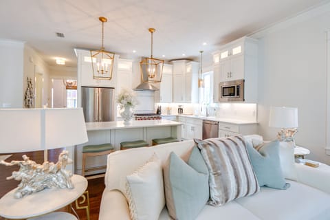 Kitchen & Family Room
