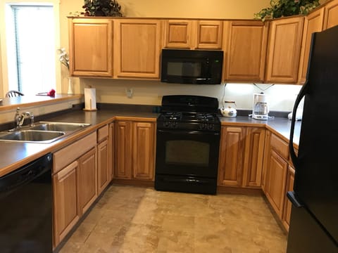 New under cabinet lighting