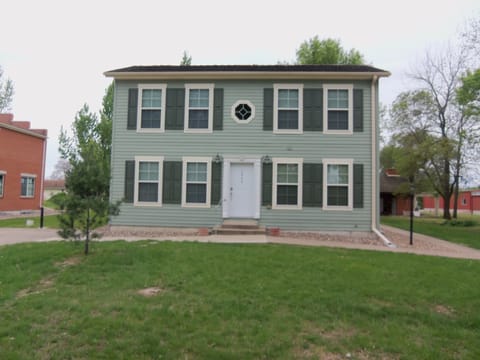 DESERET HERITAGE MANOR
