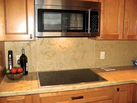 Stove Top and Convection Microwave