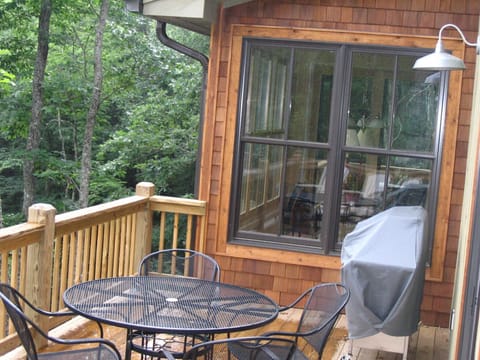 Outside grilling and dining area.