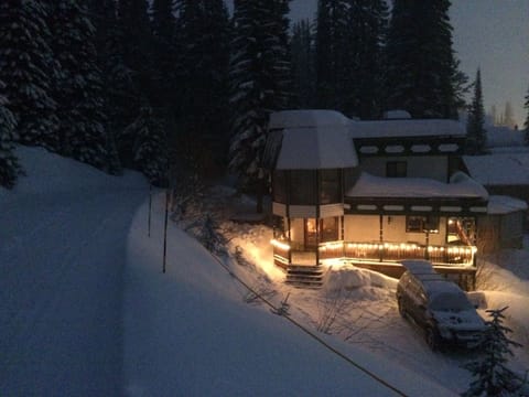 Welcome to The Star!  Parking at the door, and skiway to Alpine Meadows  chair!
