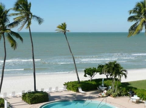 Gorgeous Gulf views from the lanai!