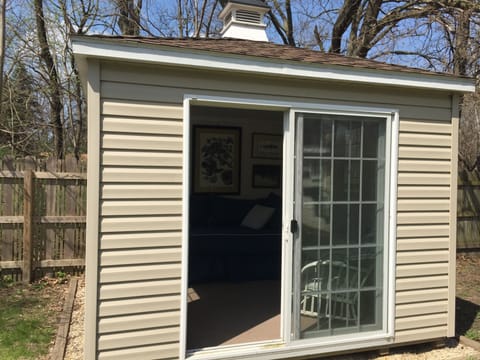 Studio cottage has electricity and internet.