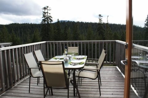 In the summer you can enjoy dining al fresco with constantly stunning views.