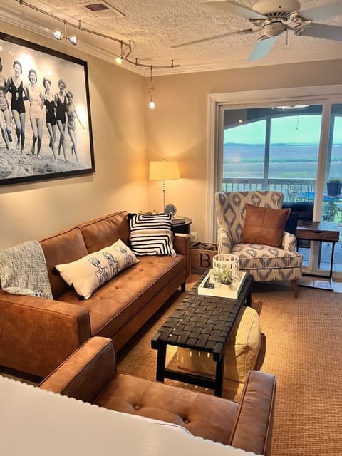 Comfortable living space with Cable TV