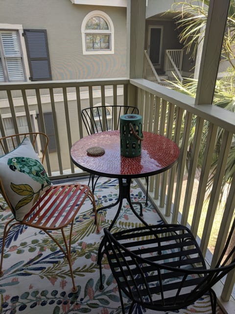 Great Spot for an afternoon cocktail.