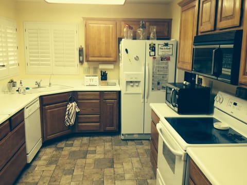 Kitchen showing appliances