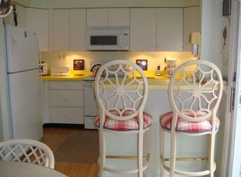 Kitchen and Eating Area