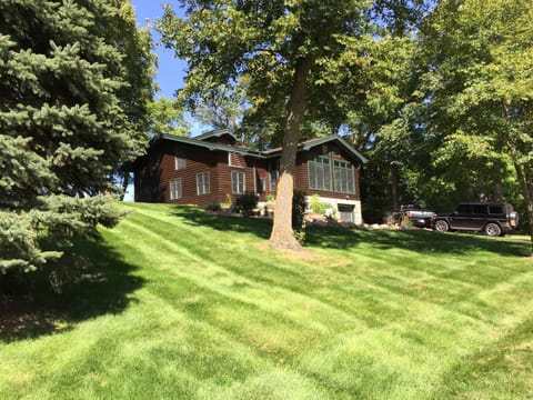 Great home with lots of privacy and room to roam.