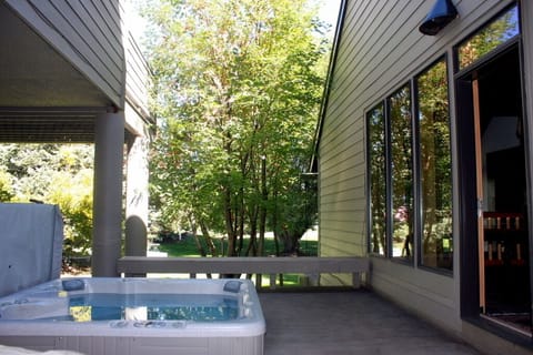 Private Hot Tub off Dining Area