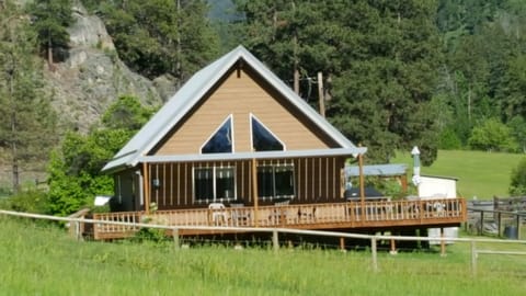 New pergola for the cabin