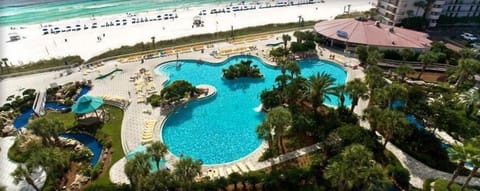 Beautiful Lagoon Pool beachside across the pedestrian bridge